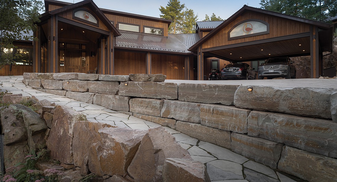 Boulder Wall Nesbit's Landscape Supply