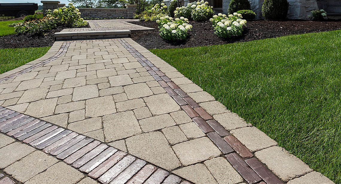 Unilock Brussels Block | Nesbit's Landscape Supply